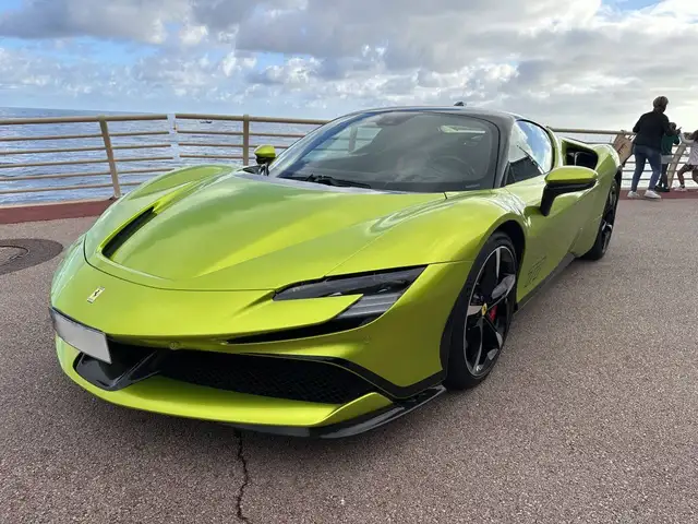 Ferrari SF90 Stradale STRADALE Hybride V8 Biturbo