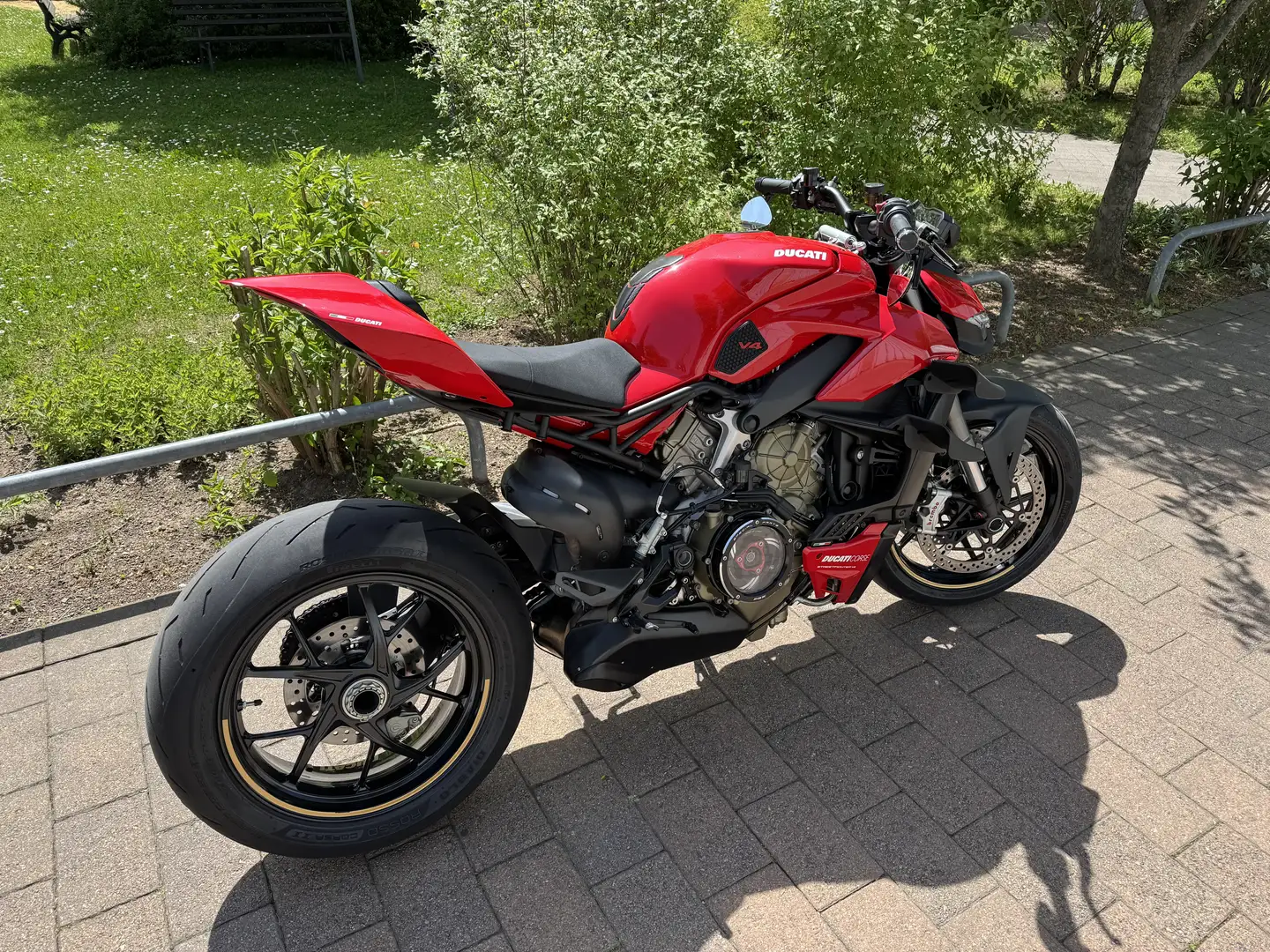 Ducati Streetfighter V4 Roşu - 2