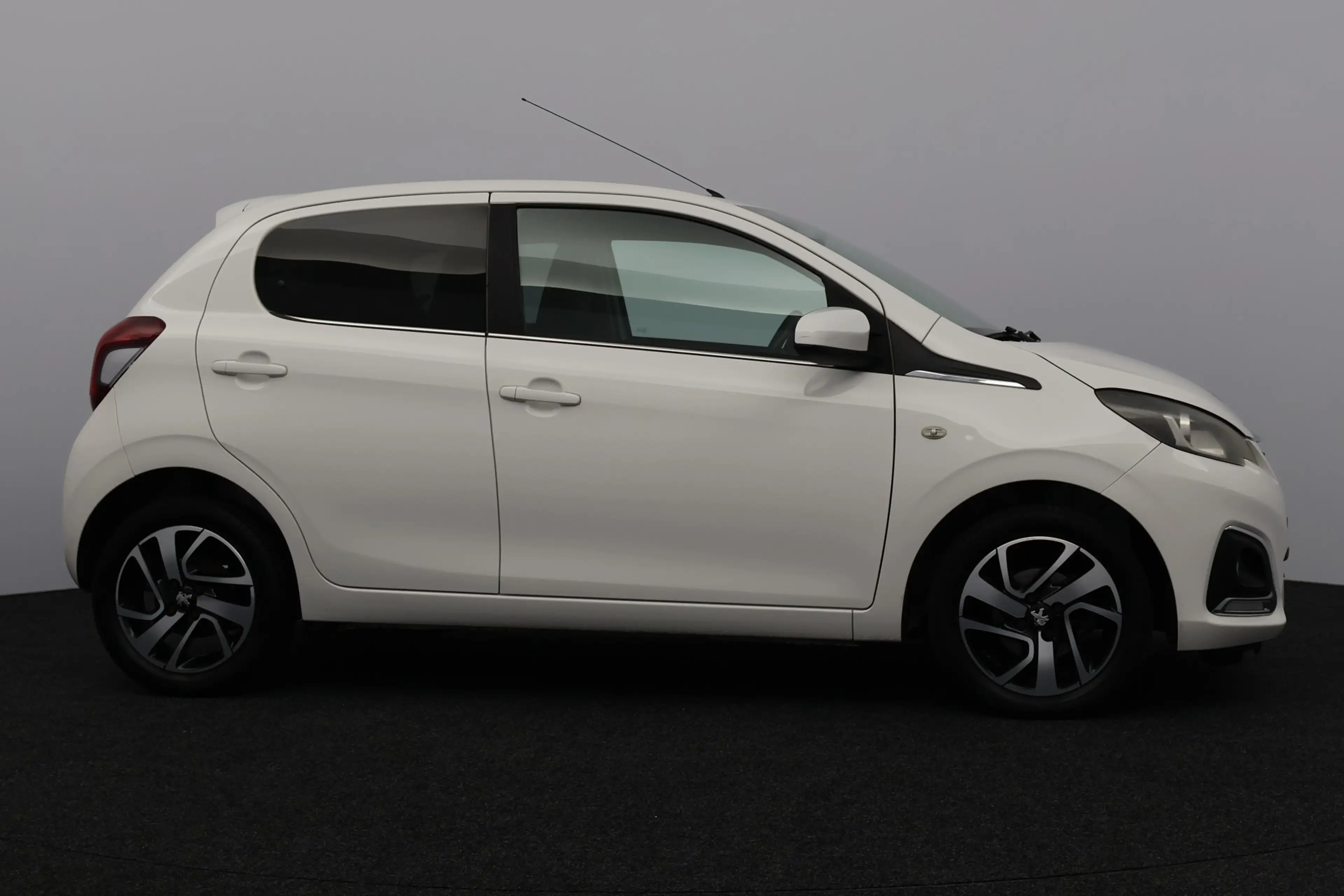 Peugeot 108 1.0 VTi Allure/ AUTOMAAT!/ LED Dagrijverl./ Media- — photo 13