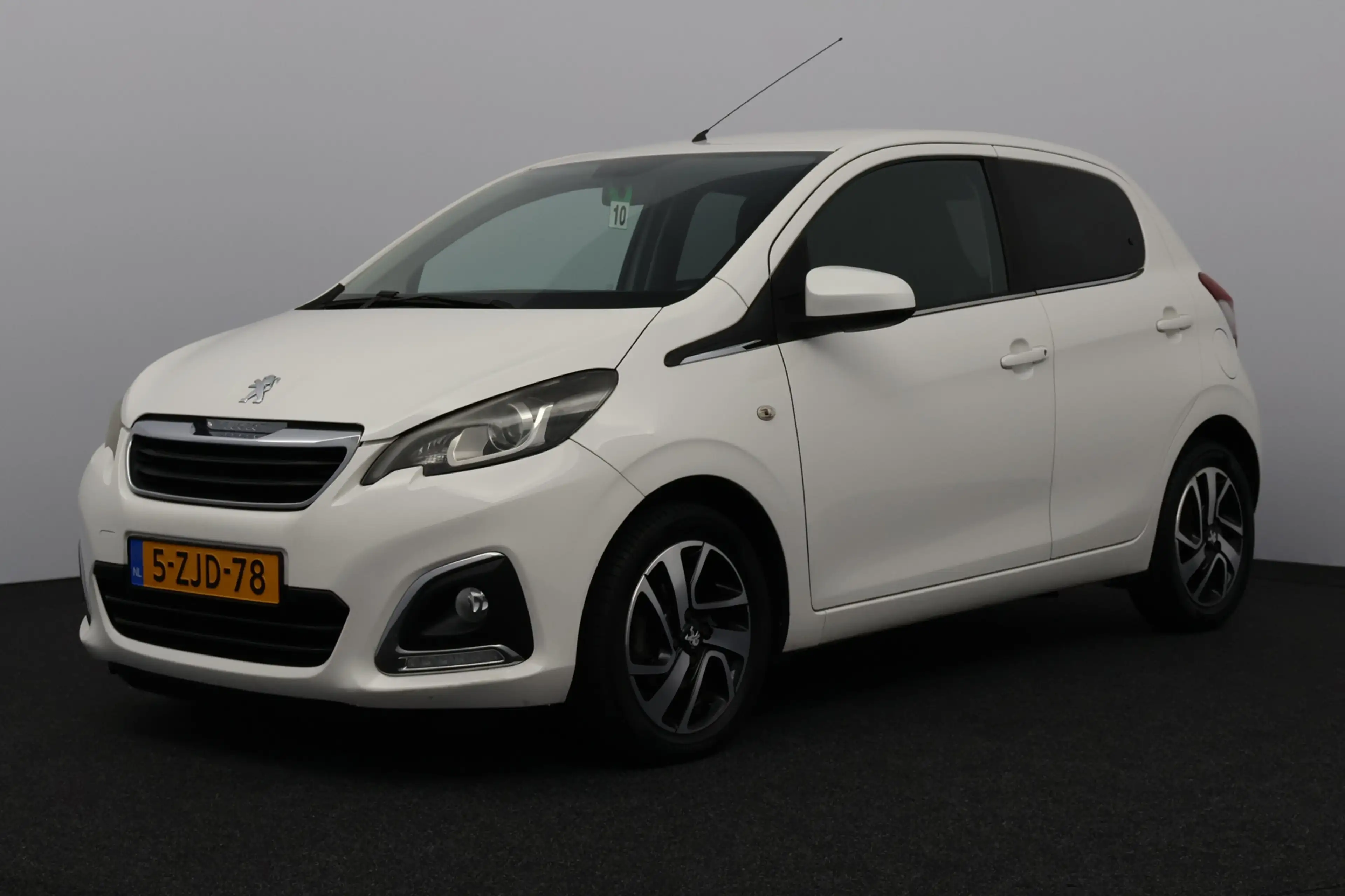 Peugeot 108 1.0 VTi Allure/ AUTOMAAT!/ LED Dagrijverl./ Media- — photo 2