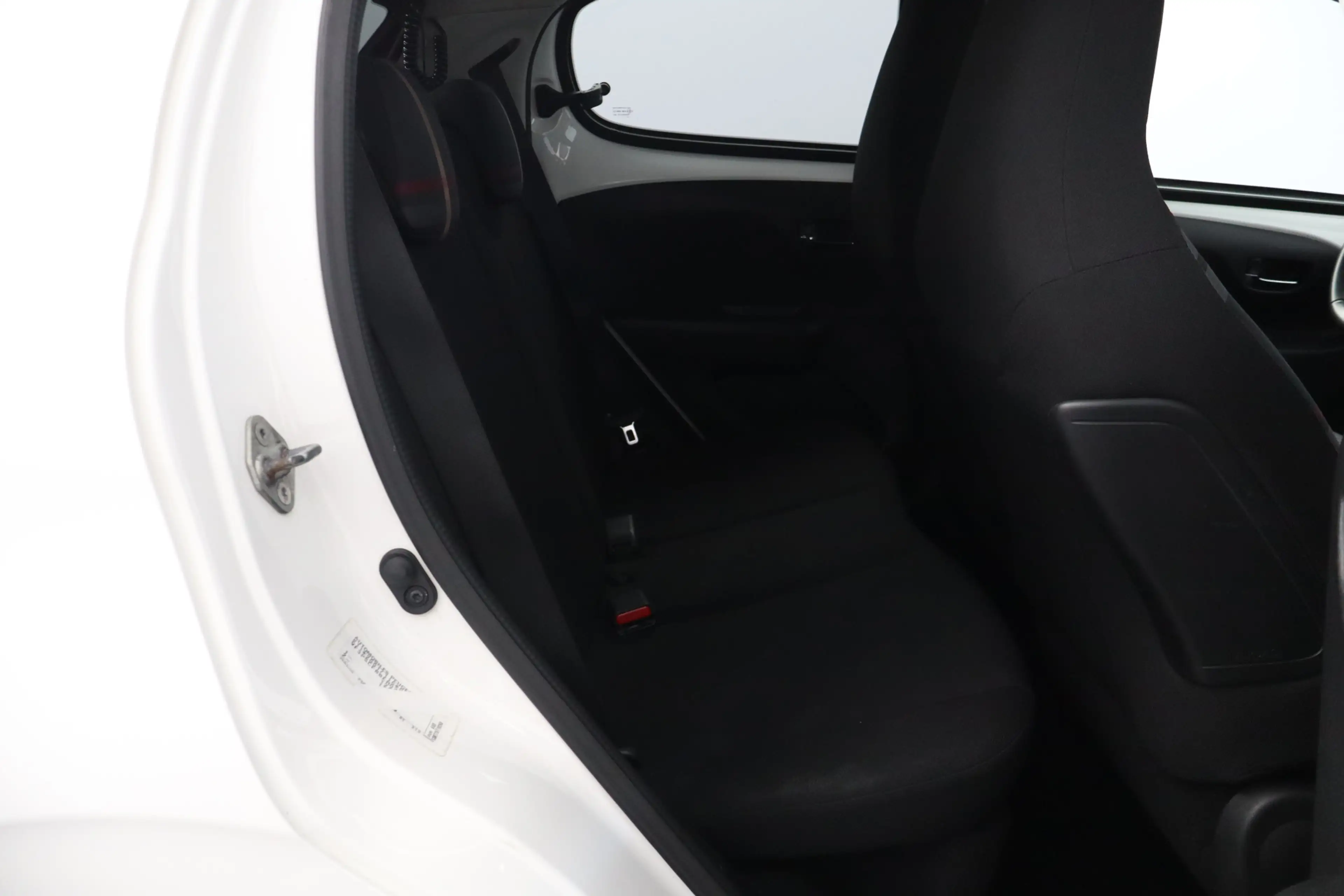 Peugeot 108 1.0 VTi Allure/ AUTOMAAT!/ LED Dagrijverl./ Media- — photo 32