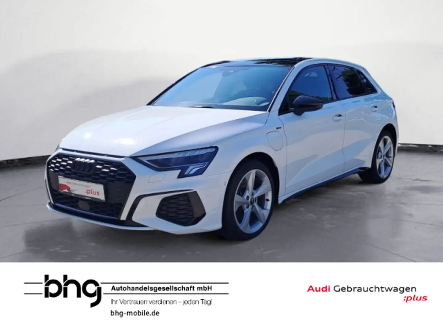Audi A3 40 TFSIe Sportback S tronic S line Blanc - 1