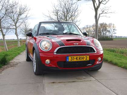 MINI John Cooper Works Cabrio 1.6 J. Cpr W. Chili