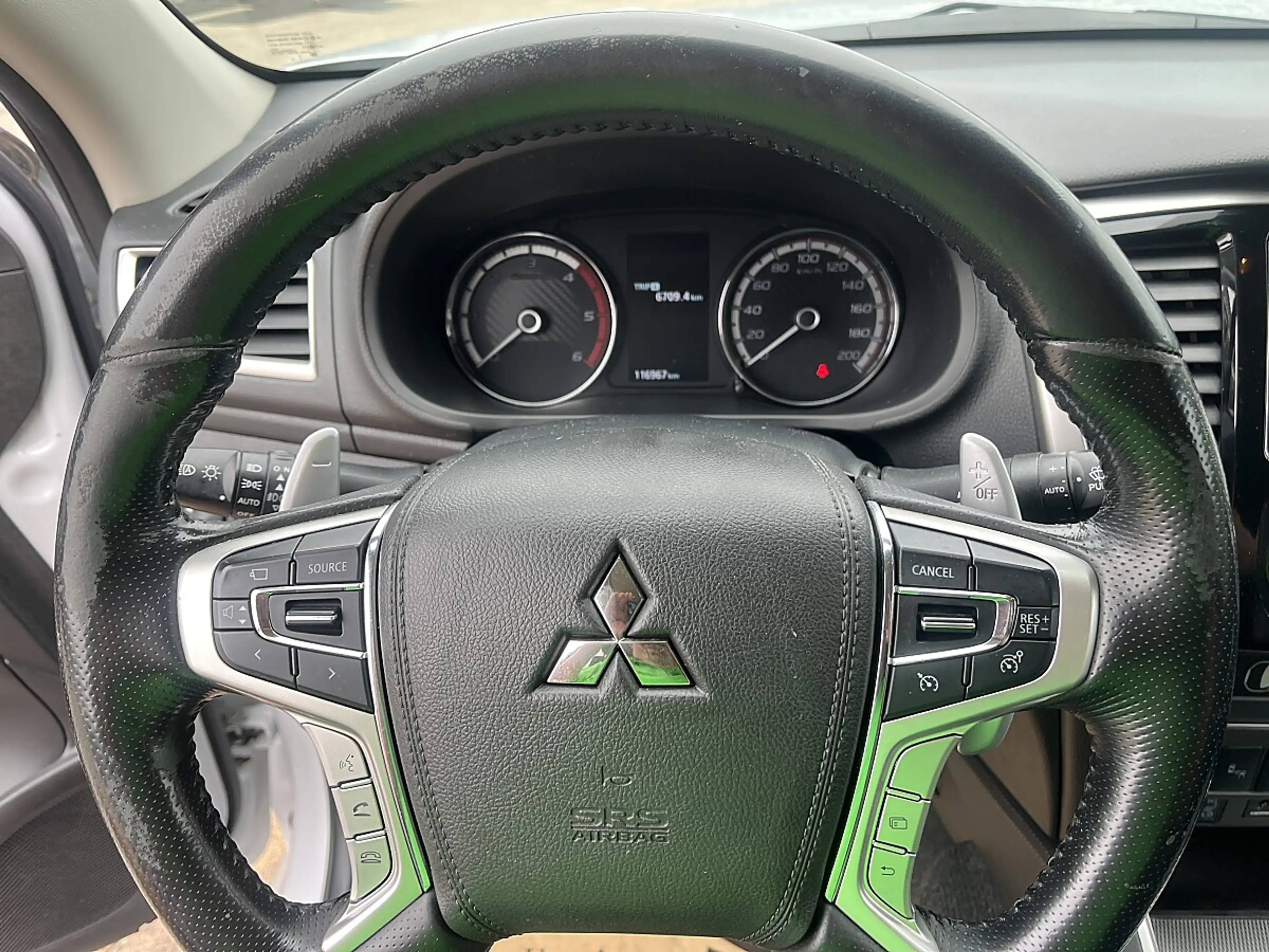 Mitsubishi L200 L 200 2,2 DI-D HP 4WD Doppelkabine Diamond Aut. — photo 9