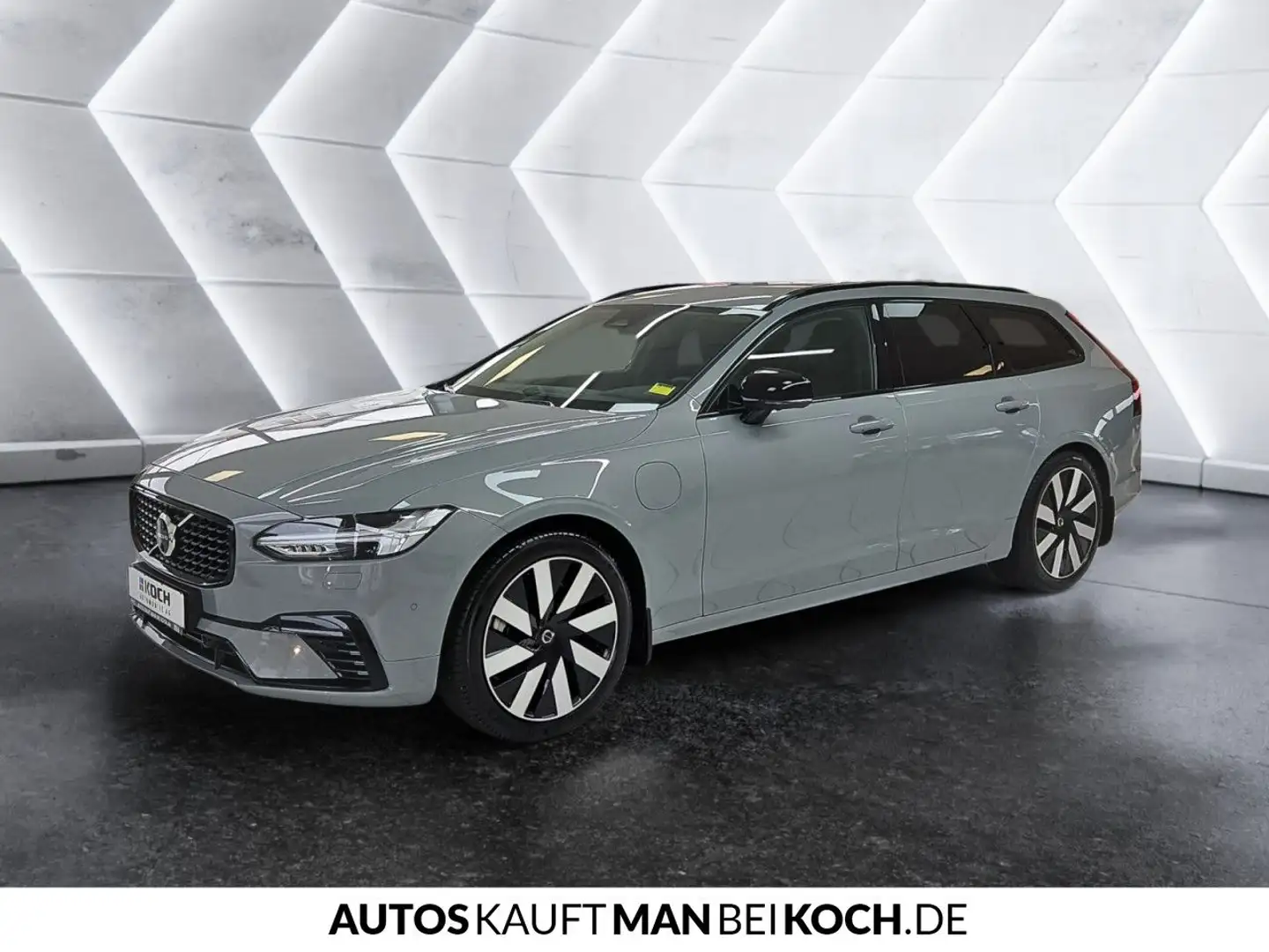 Volvo V90 T6 AWD Plug-In Plus Dark BLIS Harman 360° AHK Grau - 2