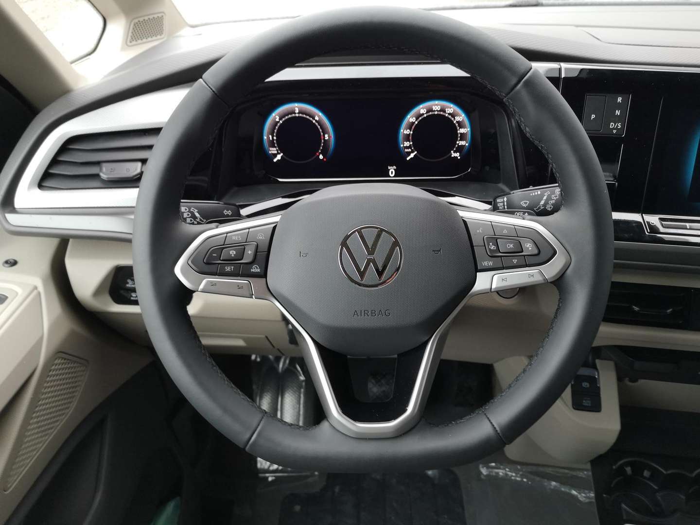 Volkswagen Multivan California Beach TDI -  - Joinsteer - #5