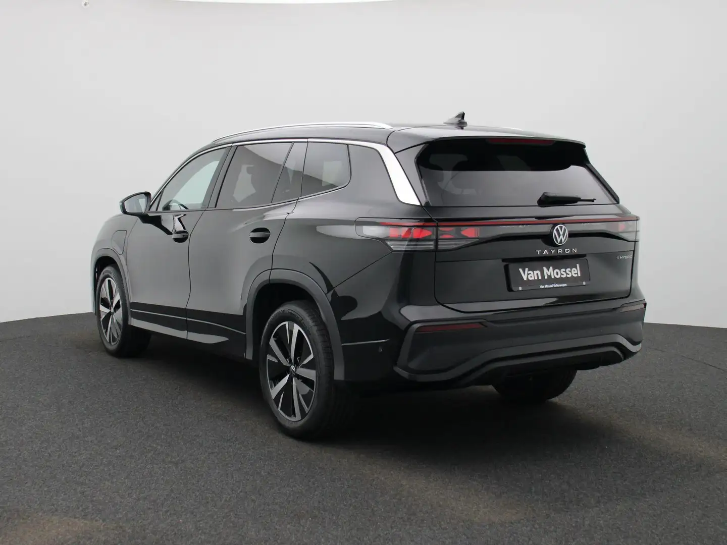 Volkswagen Tayron 1.5 eHybrid Life Edition | Fysieke voorraad auto | Noir - 2