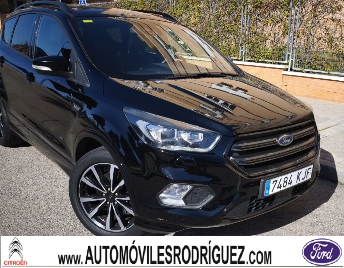 Ford Kuga 2.0TDCi Auto S&S ST-Line 4x4 PS 180 Negro - 1