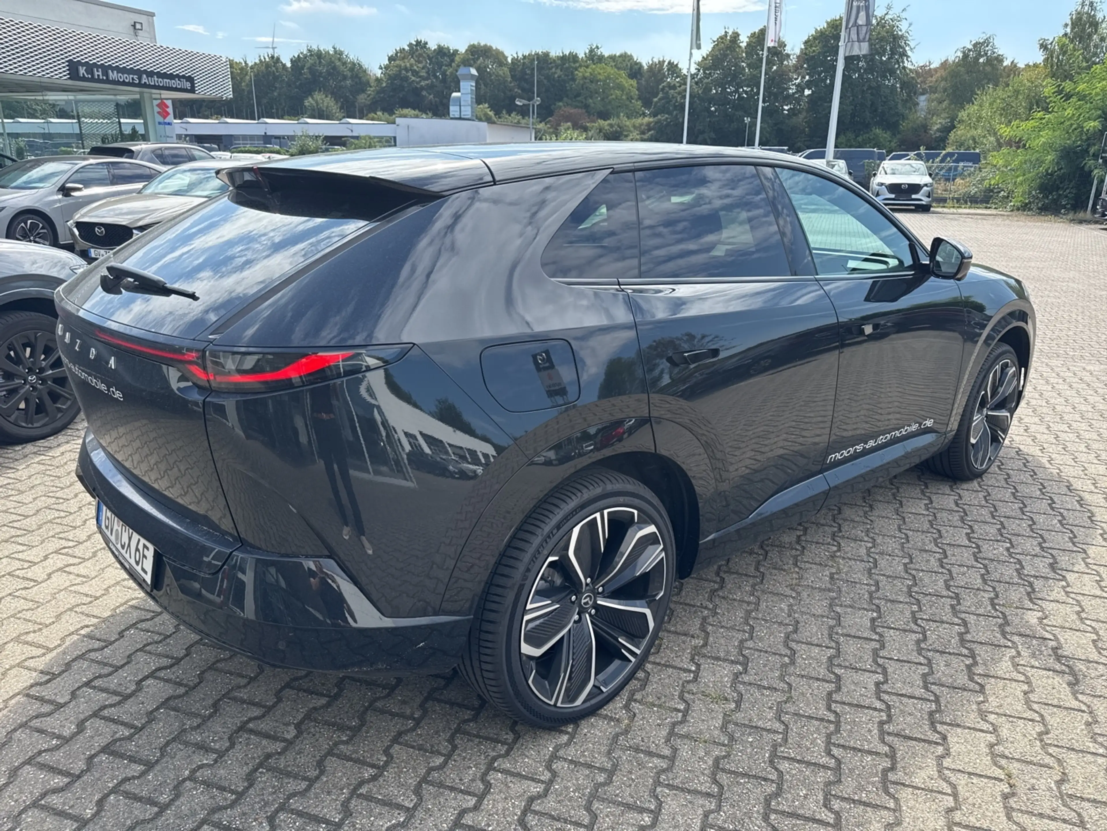 Mazda CX-6e Takumi EV 258PS RWD *21 Zoll Leichtmetallfelgen* — photo 3