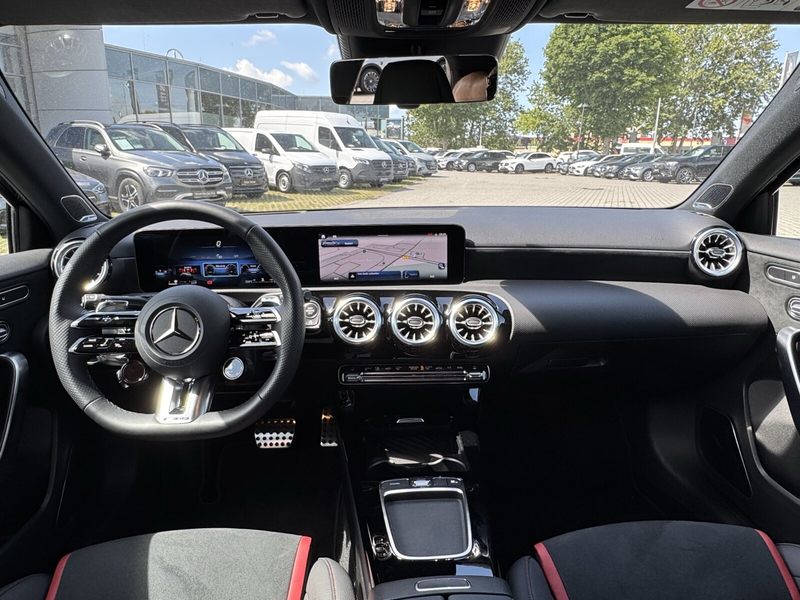 Mercedes-Benz A 45 AMG A 45 S 4M PerfoSitz+Lenkrad Pano Aero Burmester BC — photo 11