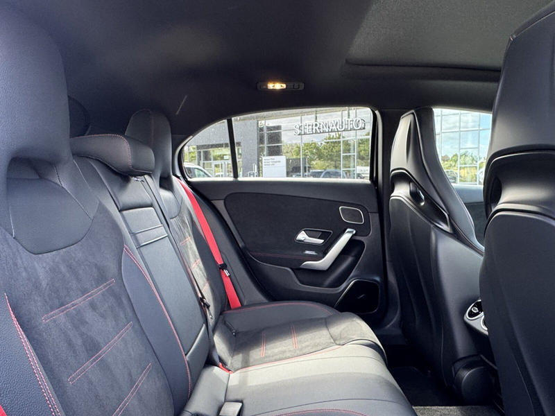 Mercedes-Benz A 45 AMG A 45 S 4M PerfoSitz+Lenkrad Pano Aero Burmester BC — photo 18