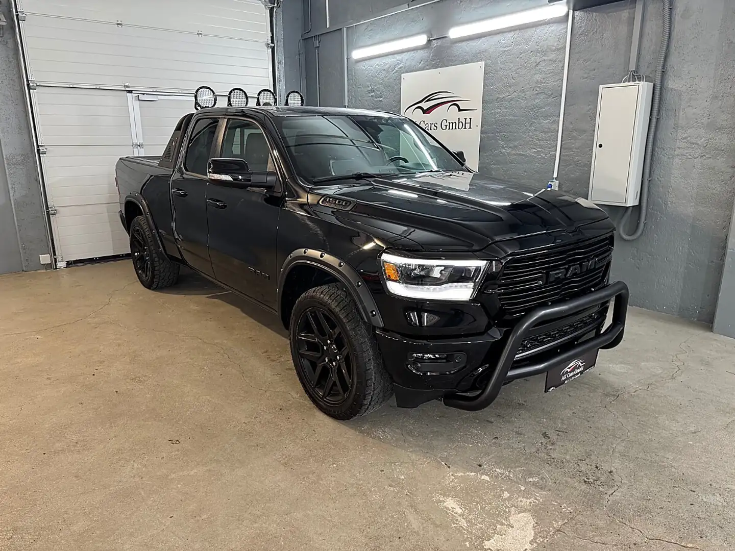 RAM 1500 Ram 1500 Quad Cab Schwarz - 2