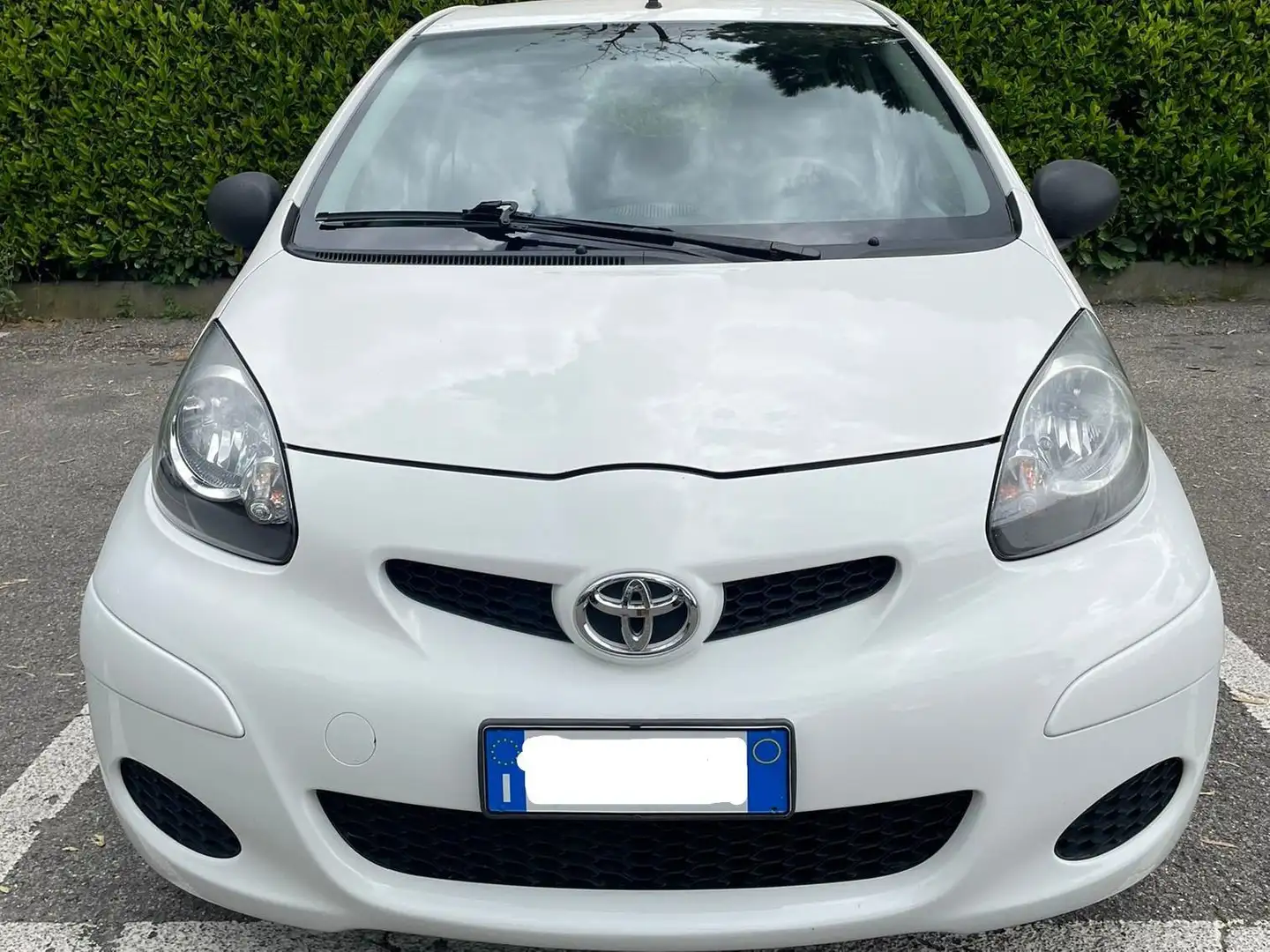 Toyota Aygo Aygo 5p 1.0 Now Connect neopatentati Bianco - 1