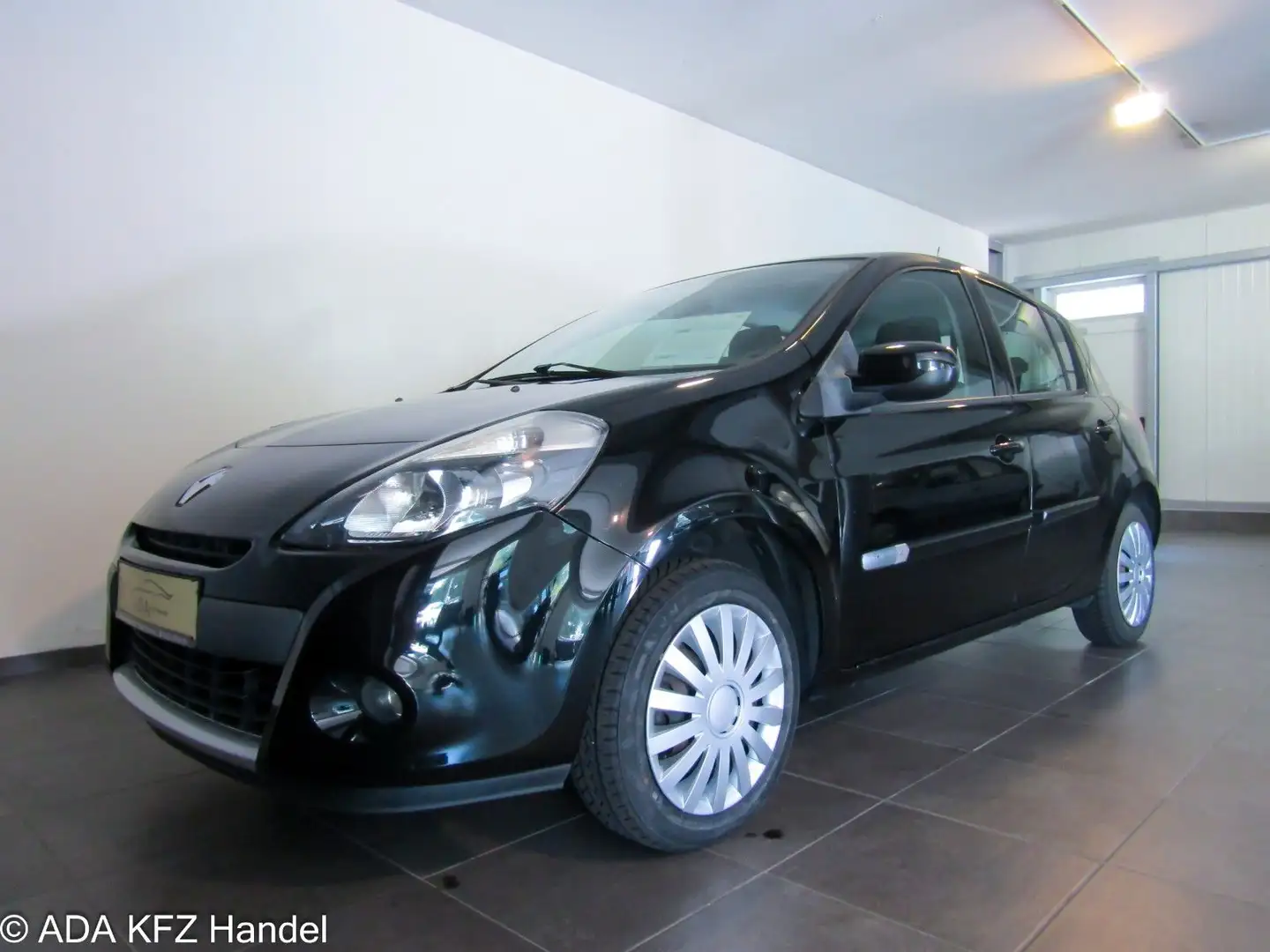 Renault Clio III ,Klima,Euro 5,Zahnreimen Neu,HU&AU Neu Schwarz - 1