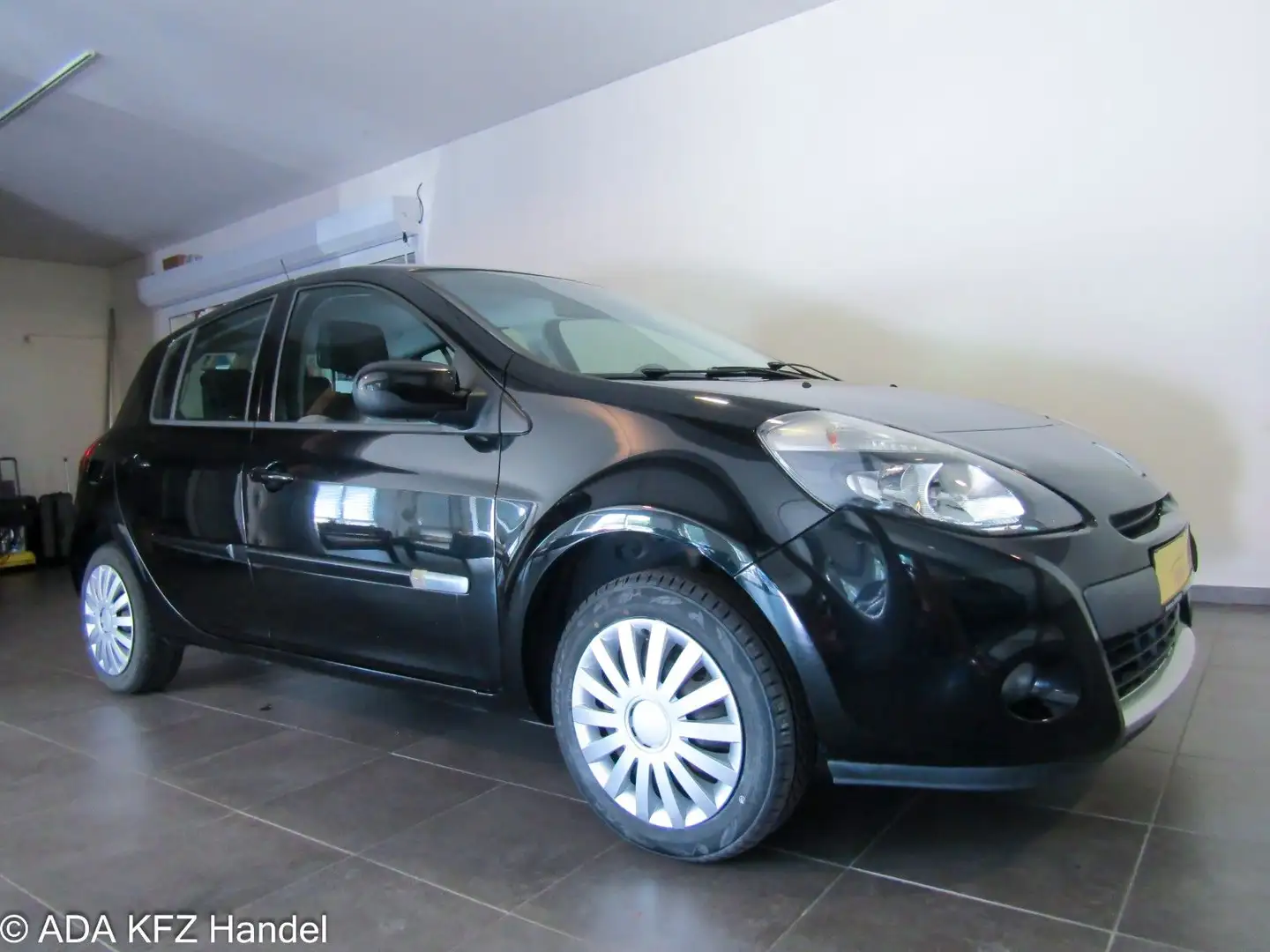 Renault Clio III ,Klima,Euro 5,Zahnreimen Neu,HU&AU Neu Schwarz - 2