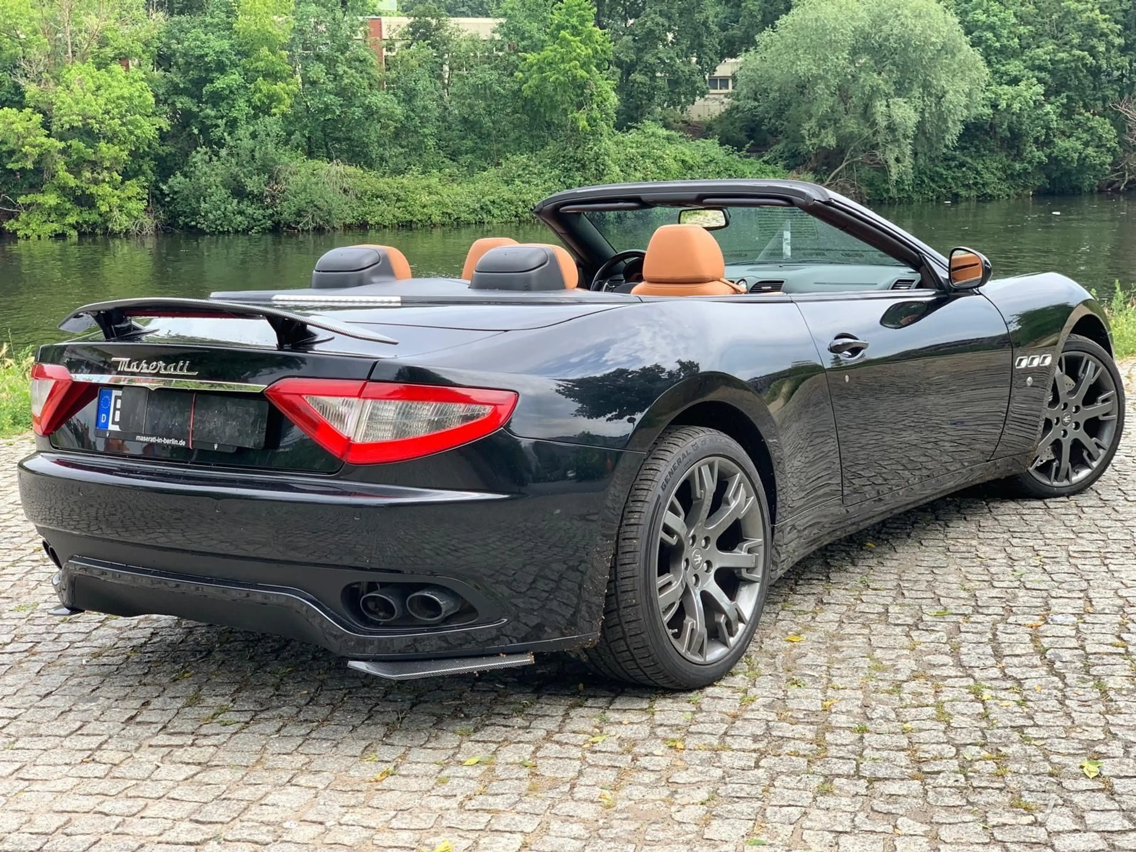 Maserati GranCabrio S 4.7 V8 Sport Automatik — photo 14
