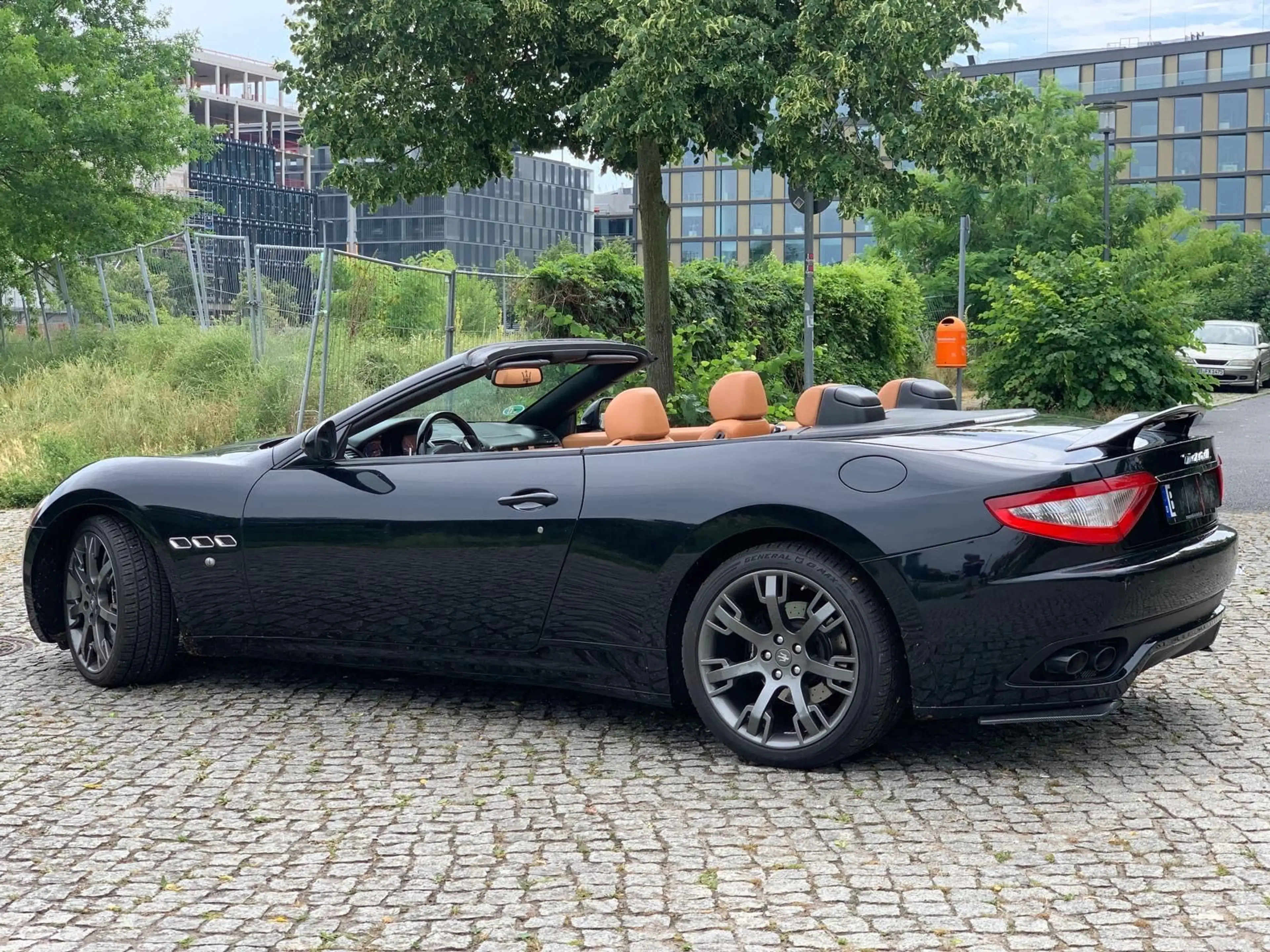 Maserati GranCabrio S 4.7 V8 Sport Automatik — photo 9