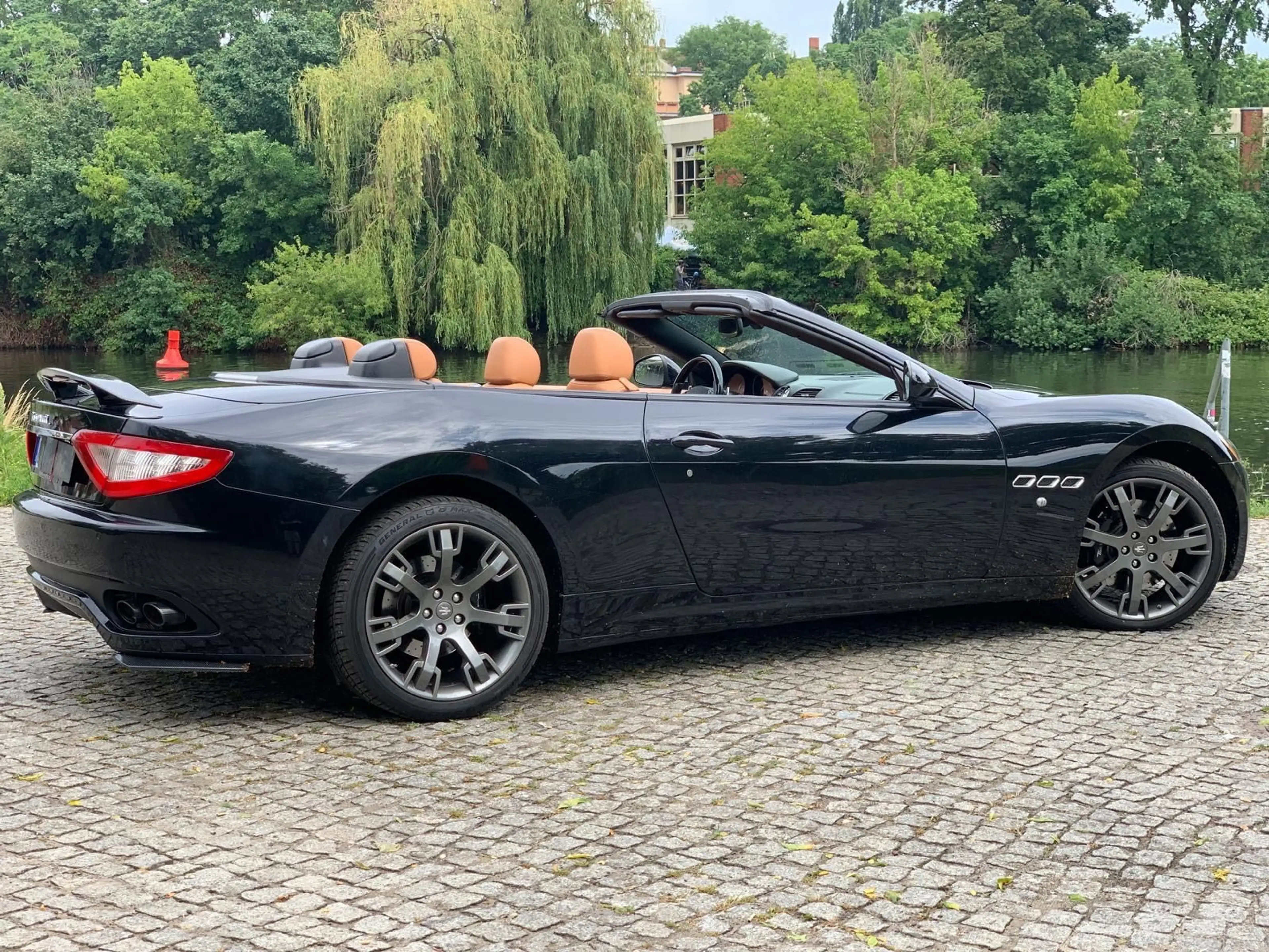 Maserati GranCabrio S 4.7 V8 Sport Automatik — photo 10