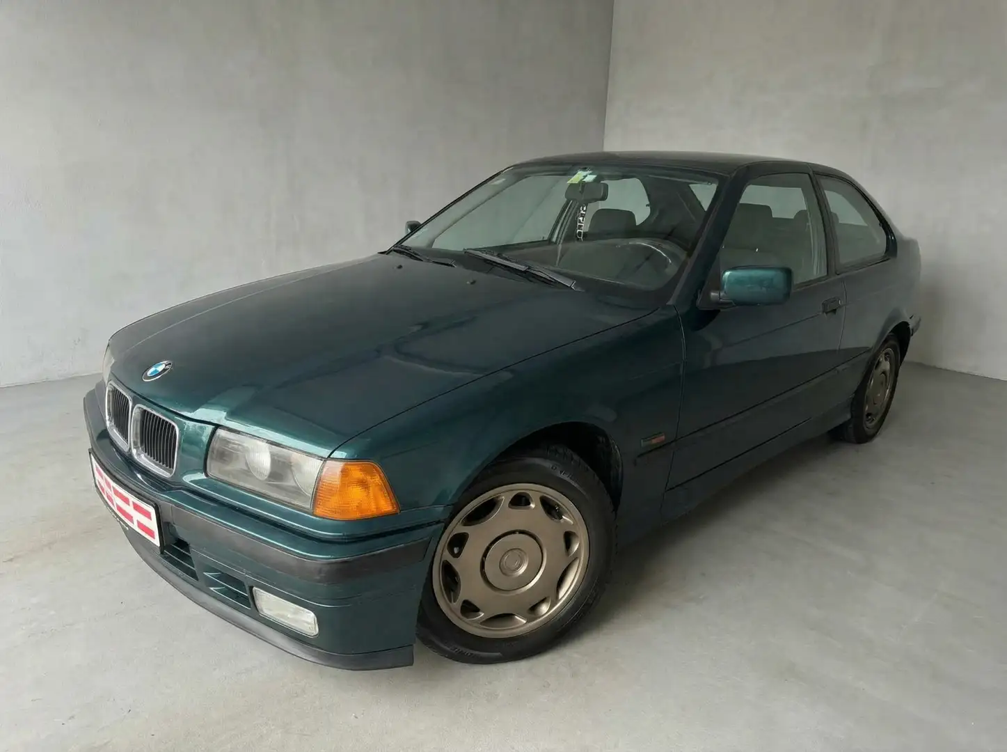 BMW 316 316i - 1