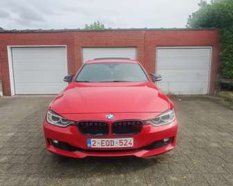 328i FULL Aut. Luxury Line