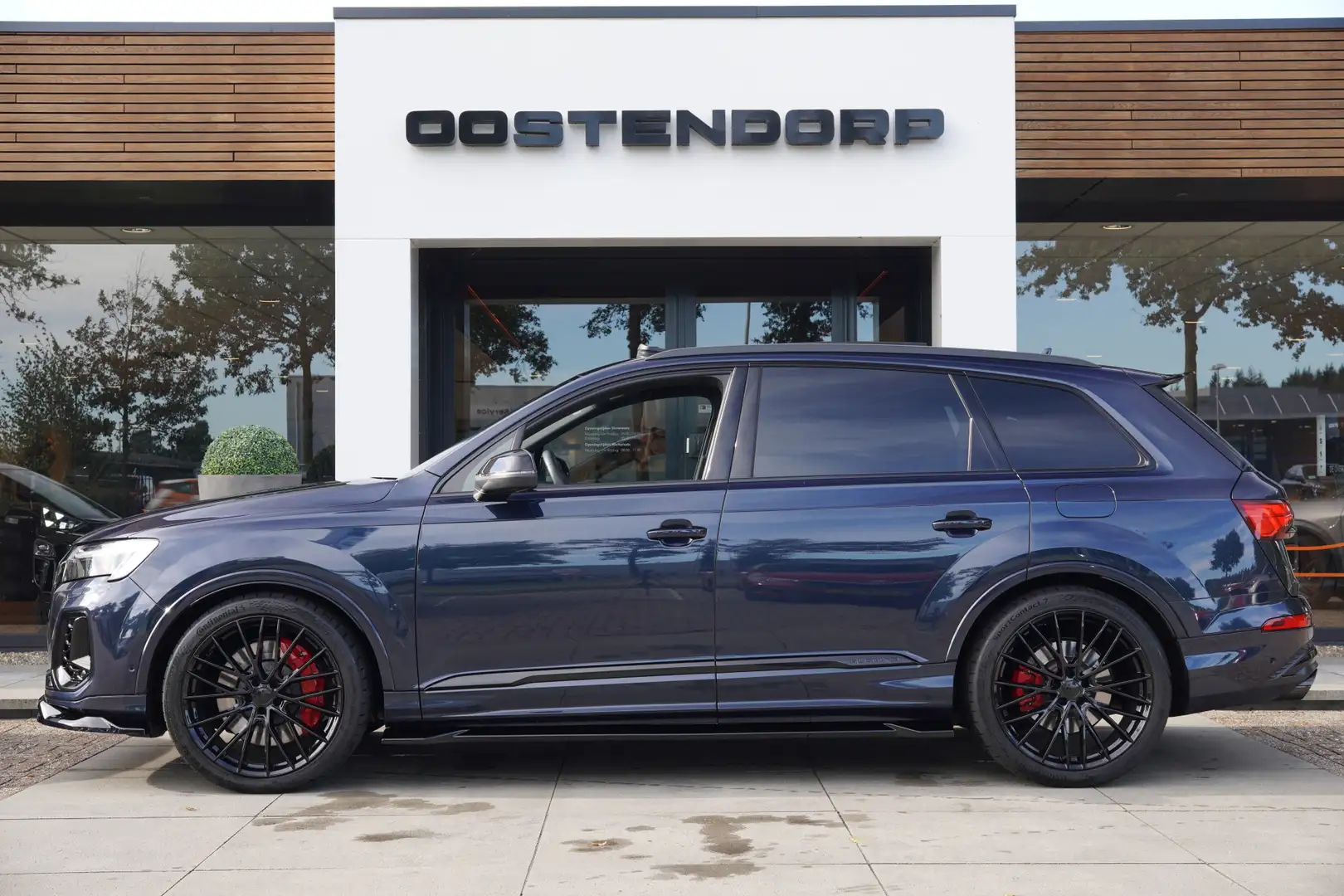 Audi Q7 60TFSIe/490pk Quattro S-Line Competition Blackstyl Blauw - 2