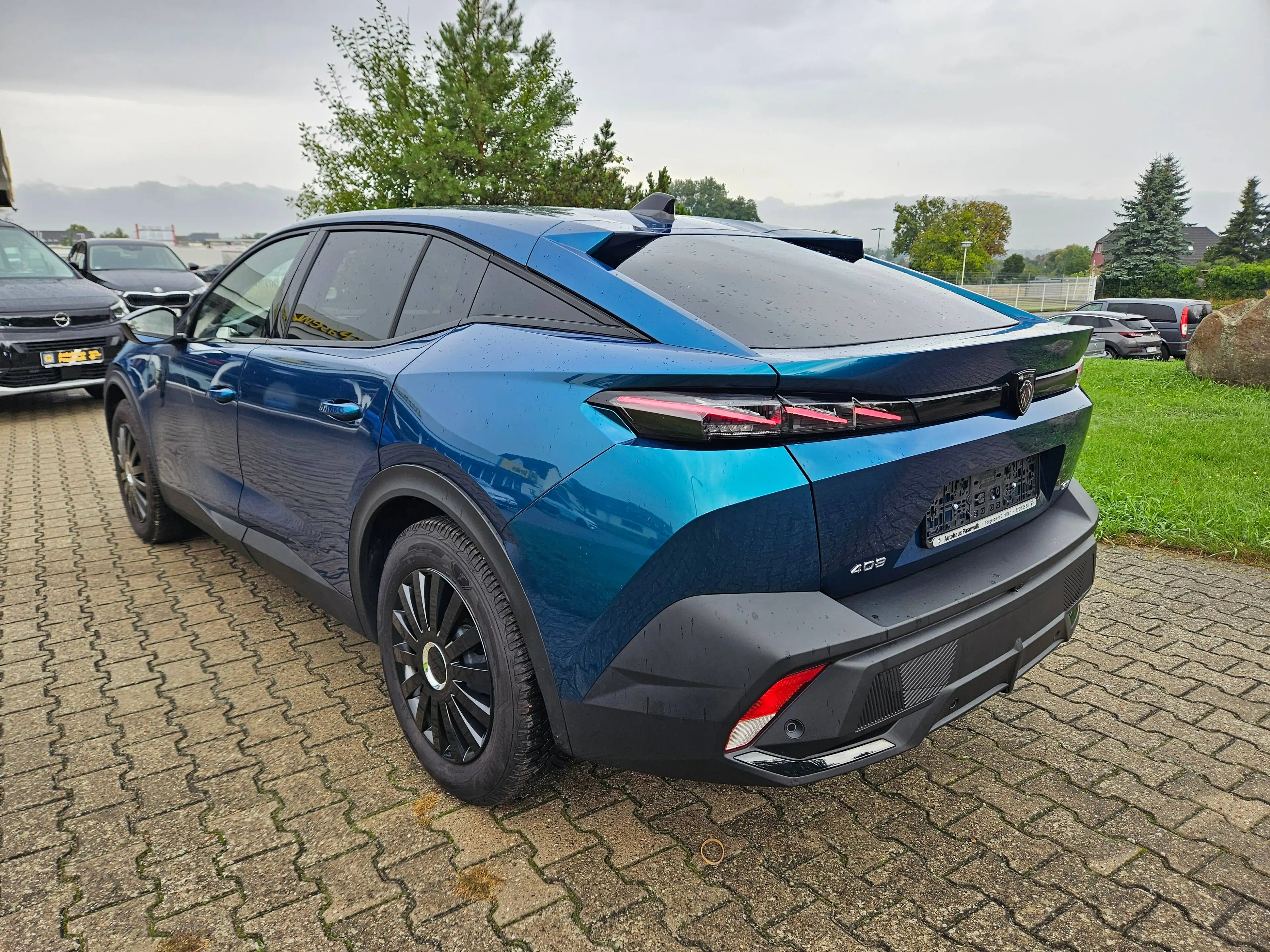 Peugeot 408 AT 130 GT Matrix-LED 360°Kamera NAVI e.Heckklappe ACC Winter-Pkt. Memory-Sitz.... — photo 5