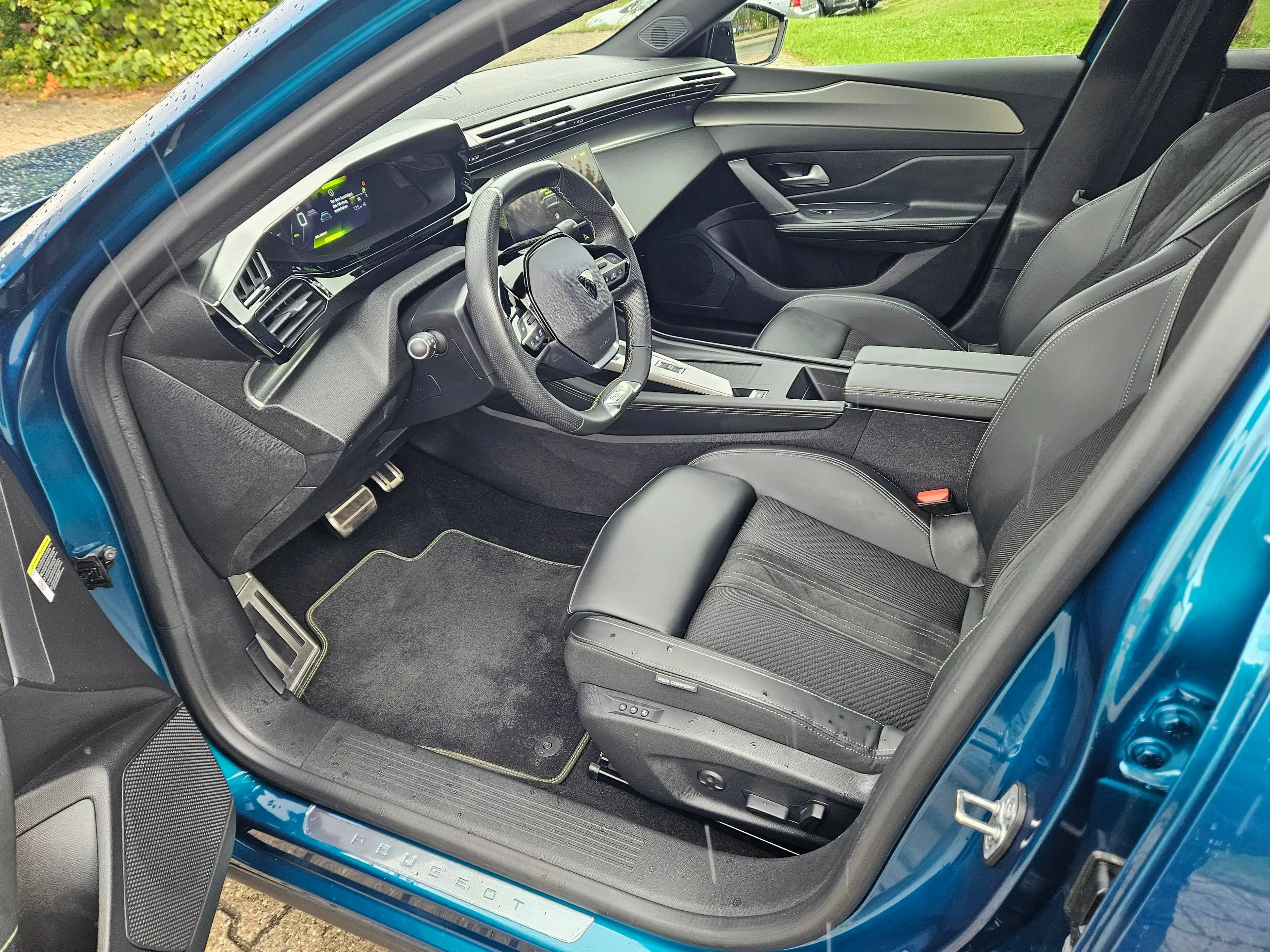 Peugeot 408 AT 130 GT Matrix-LED 360°Kamera NAVI e.Heckklappe ACC Winter-Pkt. Memory-Sitz.... — photo 9