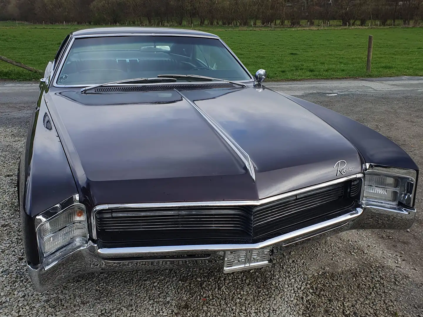Buick Riviera - 2