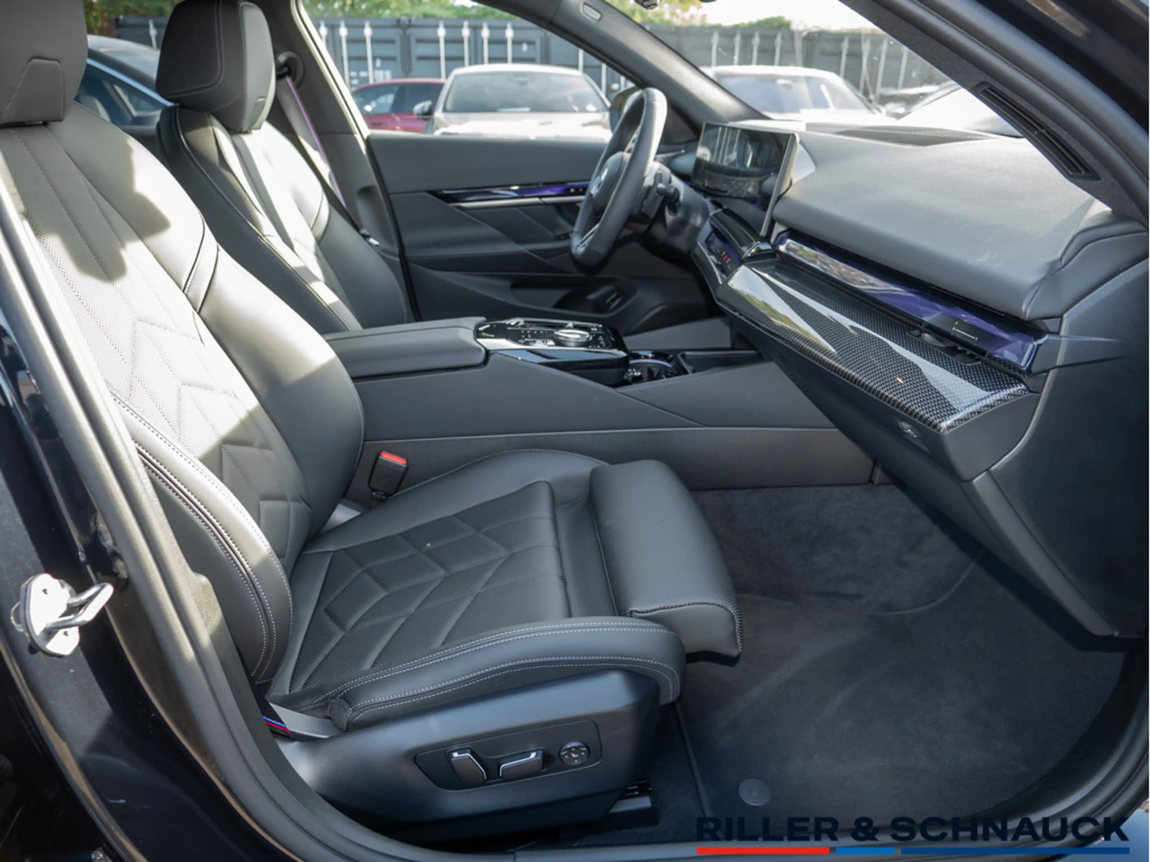 BMW 540 d xDrive M Sport B&W+AHK+STANDHZG+ACC+HUD — photo 8