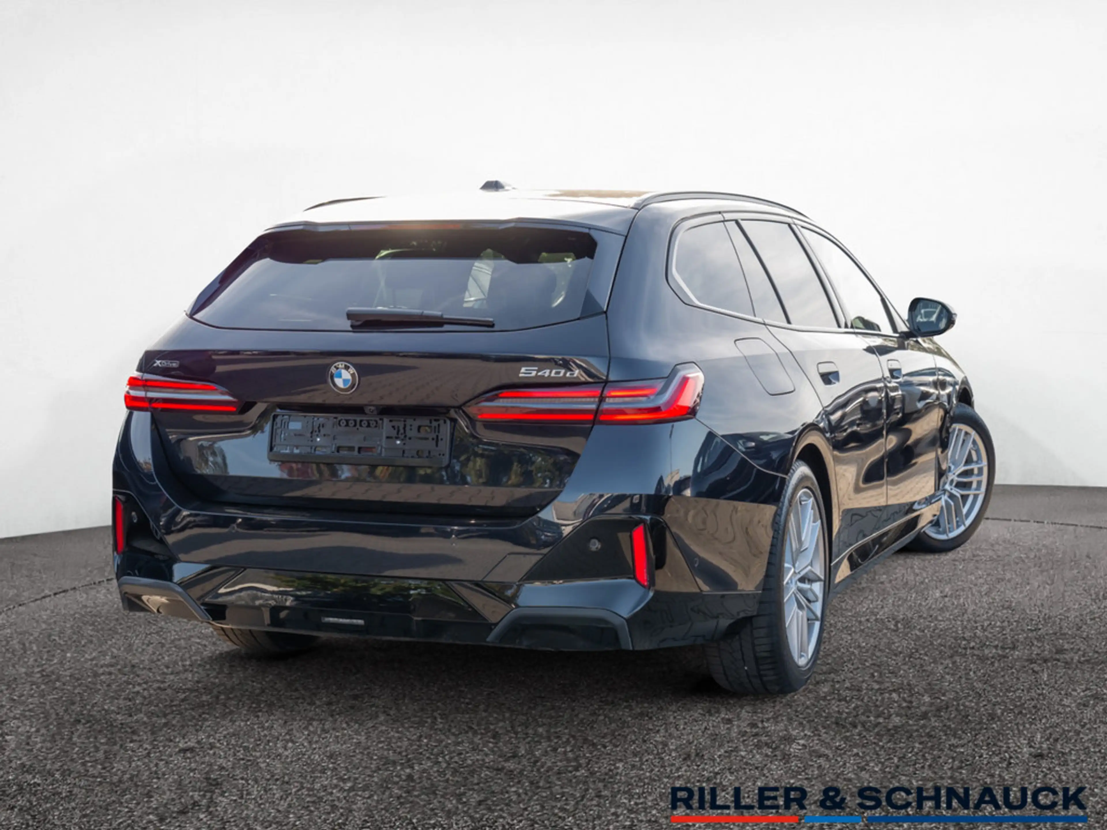 BMW 540 d xDrive M Sport B&W+AHK+STANDHZG+ACC+HUD — photo 4