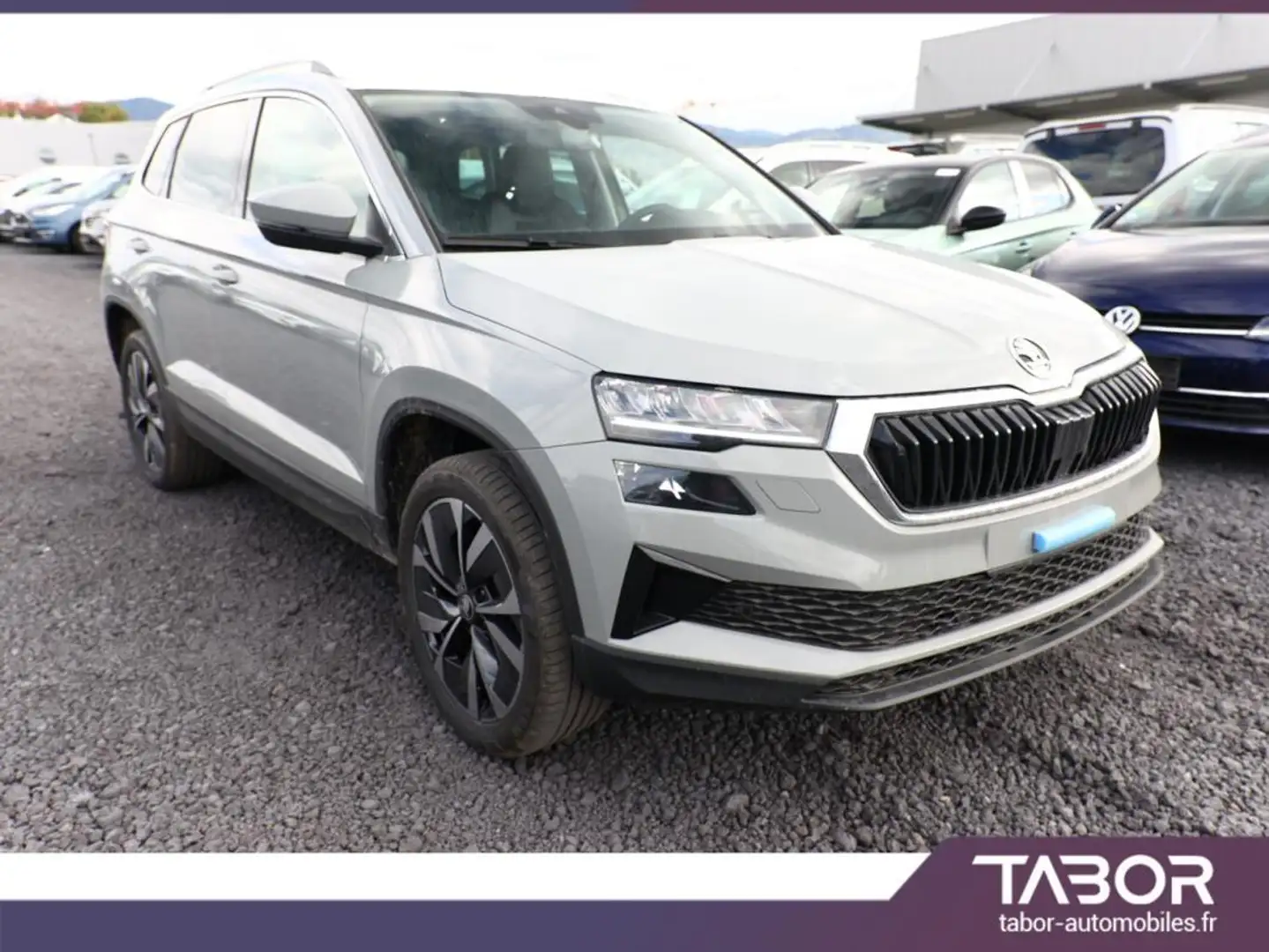 Skoda Karoq DSG Pano attelage GPS SideA Cuir Gris - 2