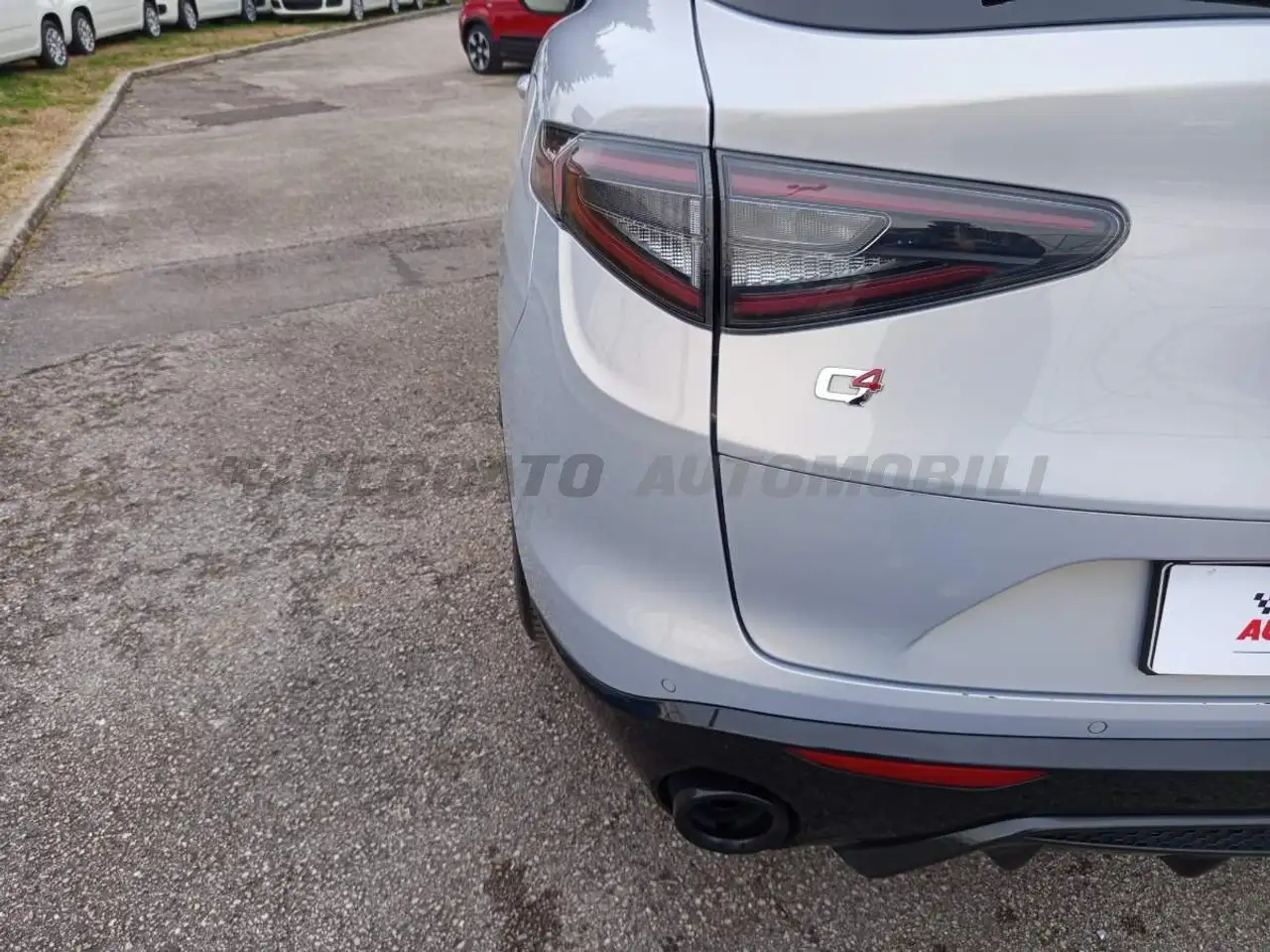 Alfa Romeo Stelvio 2025 — фото 19