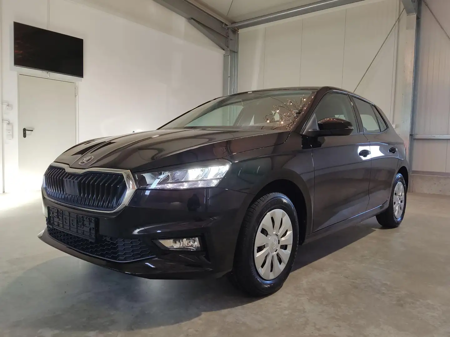 Skoda Fabia Selection 1.0 TSI 116 PS 4-Jahre-Garantie-Apple... Schwarz - 1