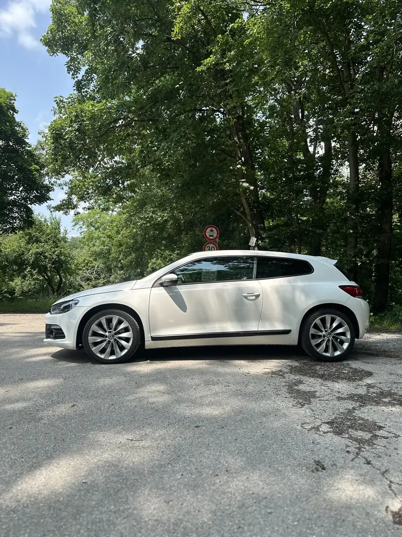 Volkswagen Scirocco - 1