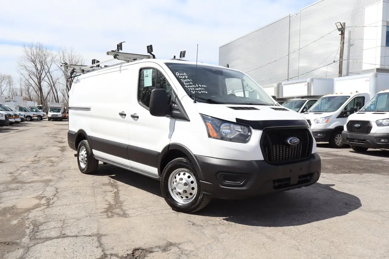Ford Transit Cargo Van снимка Ford Transit Cargo Van