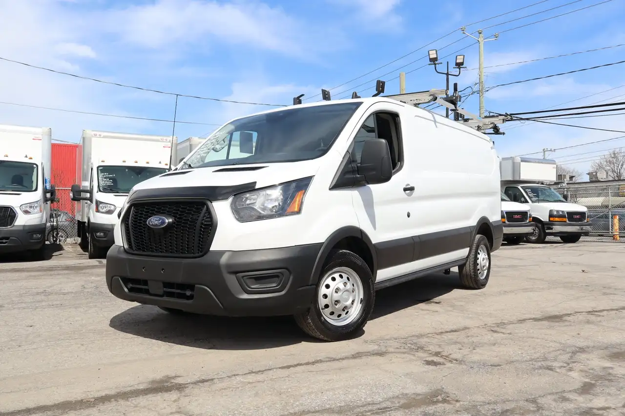 Ford Transit Cargo Van снимка Ford Transit Cargo Van