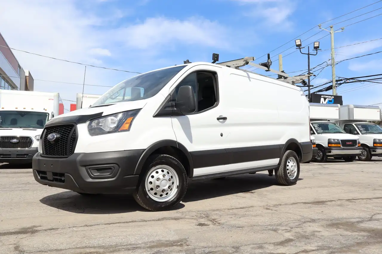 Ford Transit Cargo Van снимка Ford Transit Cargo Van