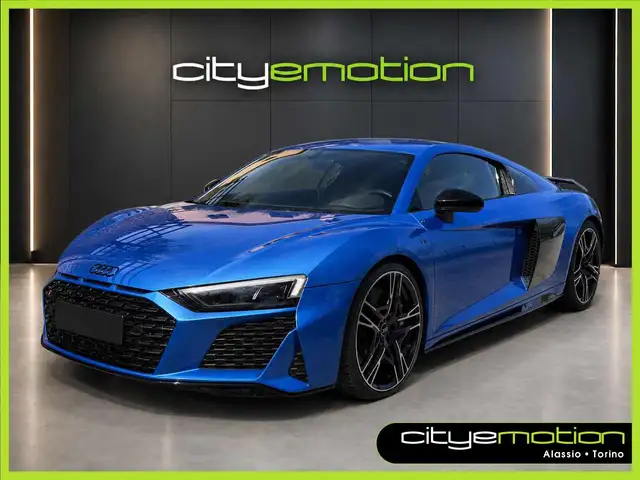 Audi R8 Coupé V10 Quattro S tronic performance