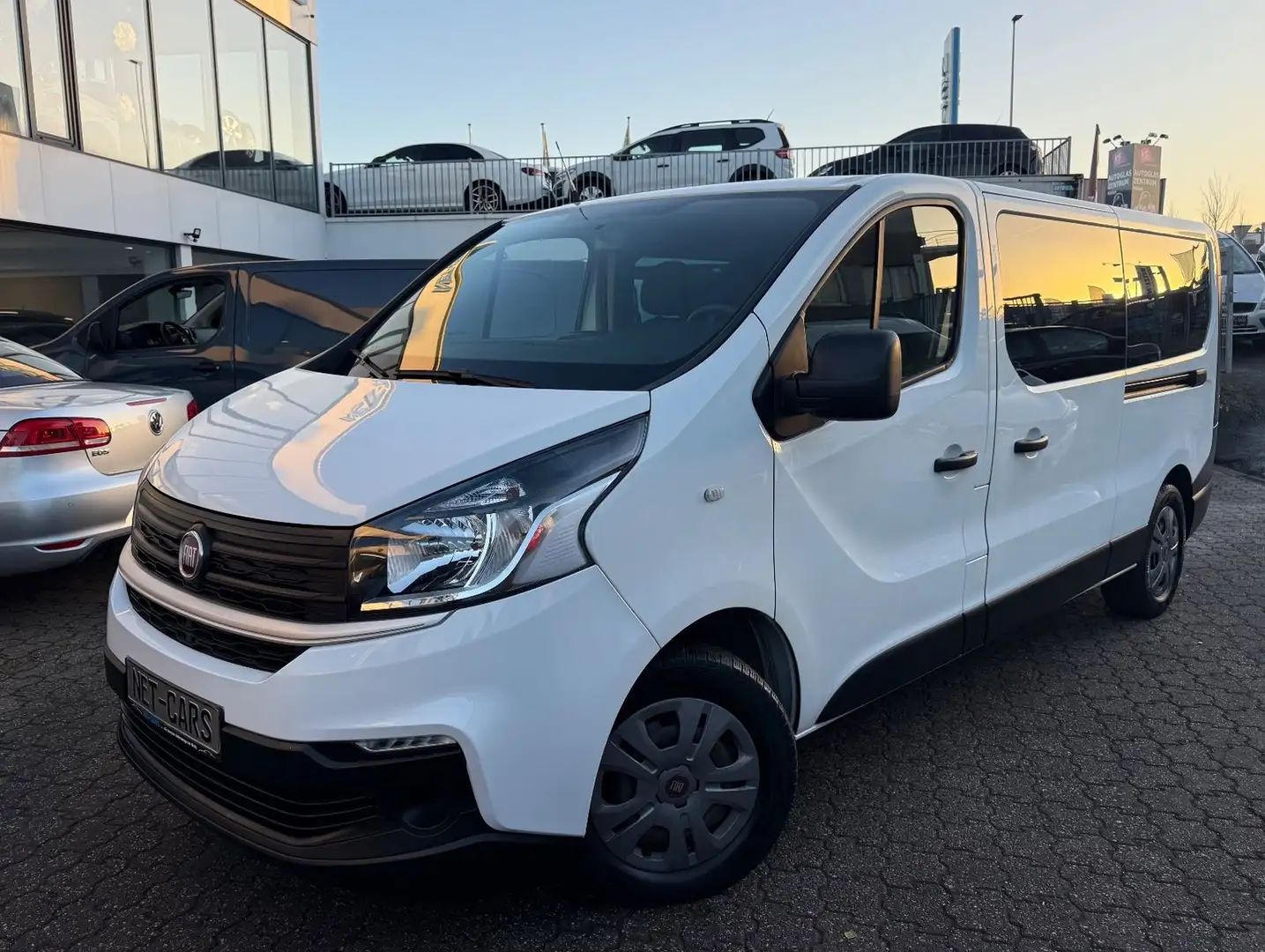 Fiat Talento Kombi L2H1 NAVi*Tempomat*PDC*LED*9Sitzer Weiß - 1