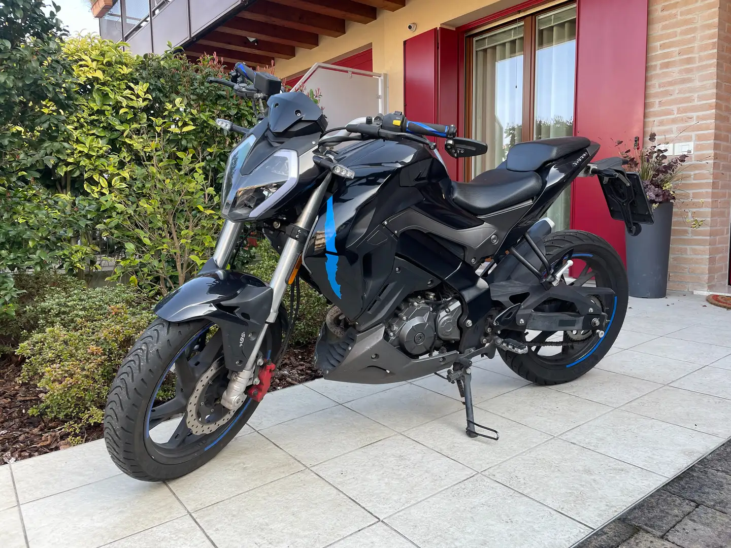 Keeway RKF 125 Negro - 1