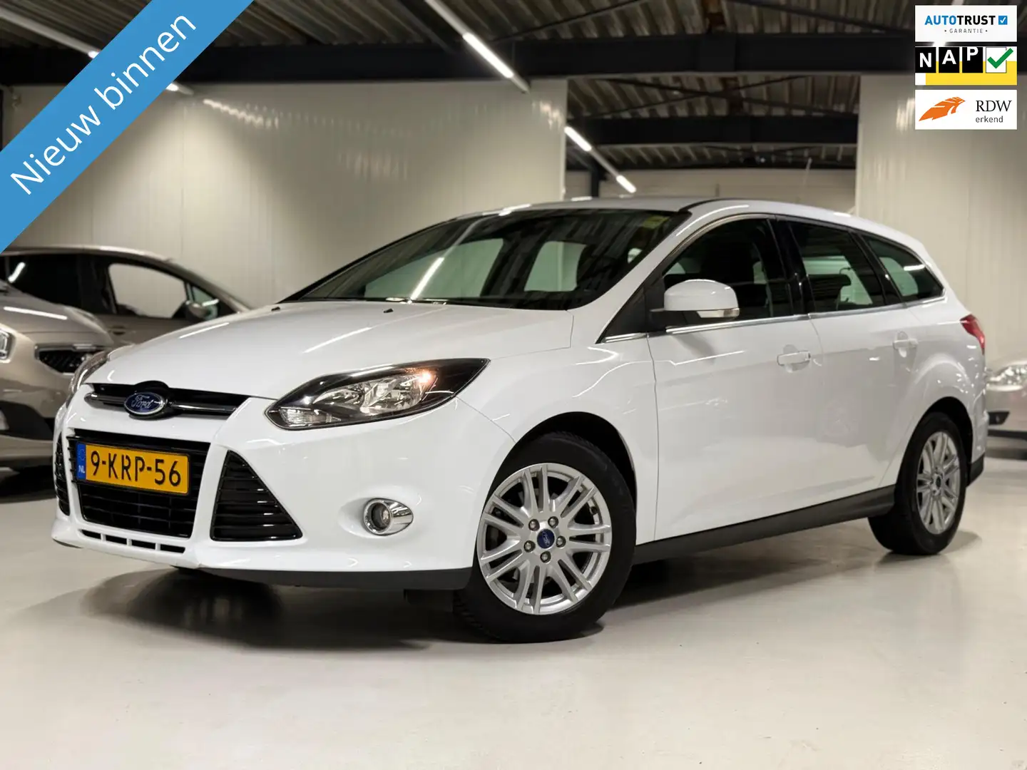 Ford Focus Wagon 1.0 E.B 101PK Titanium Navigatie|Trekhaak! Weiß - 1