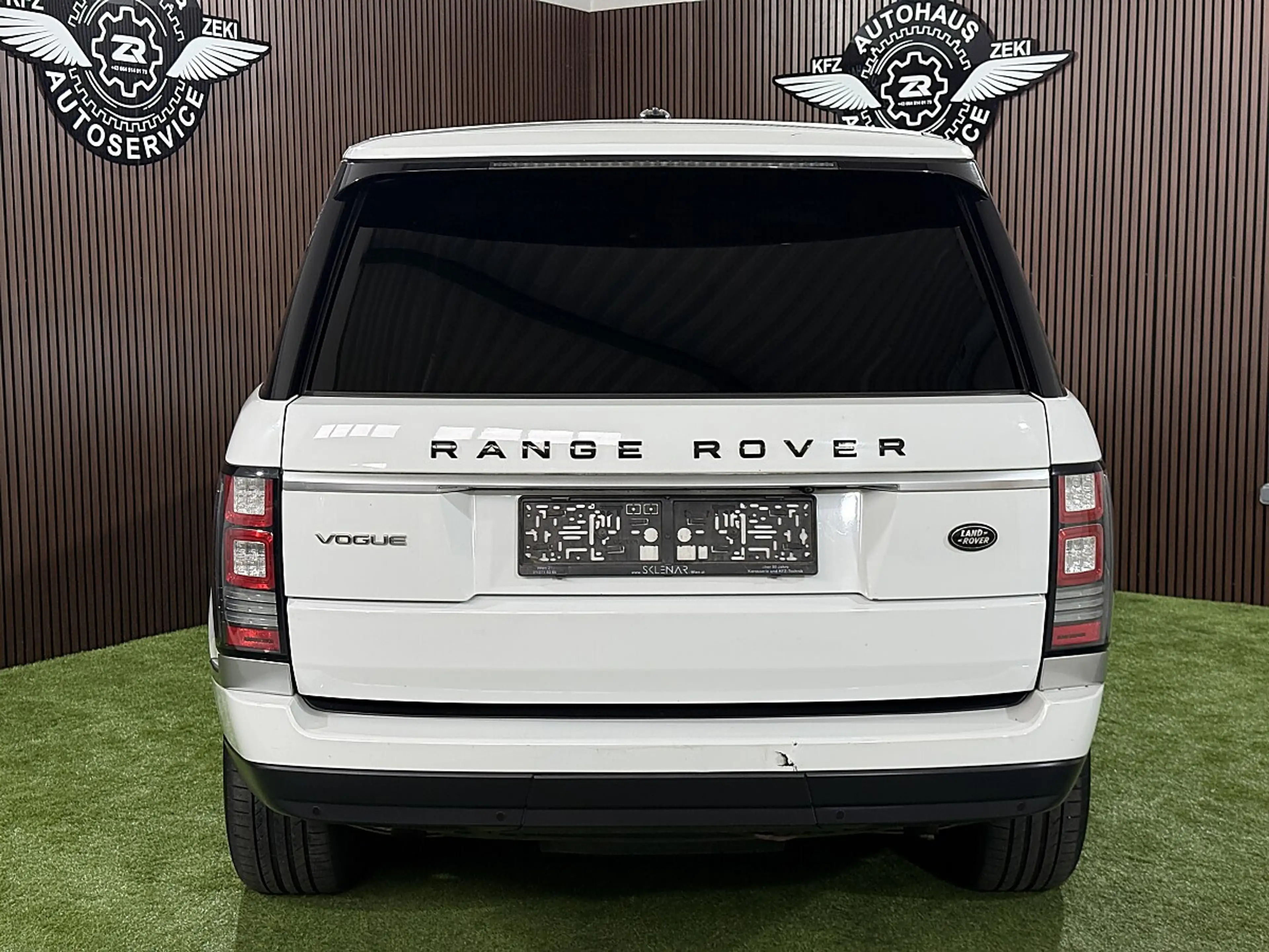 Land Rover Range Rover 3,0L TD V6 Vogue — photo 10