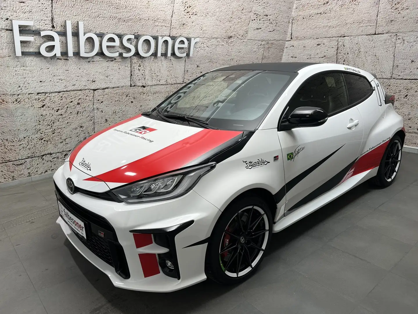 Toyota Yaris GR High Performance "Fittipaldi Edition" Weiß - 1