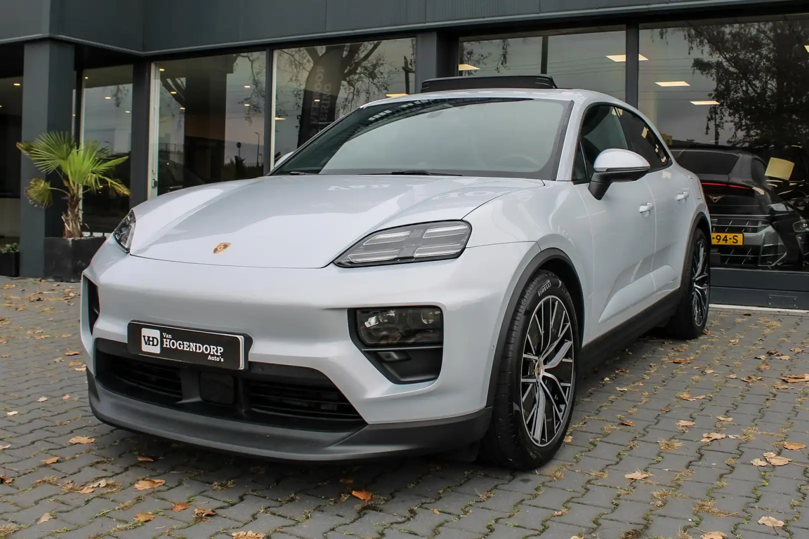 Porsche Macan 4 PANO NAVI BOSE 360CAM LUCHTVERING Gris - 1