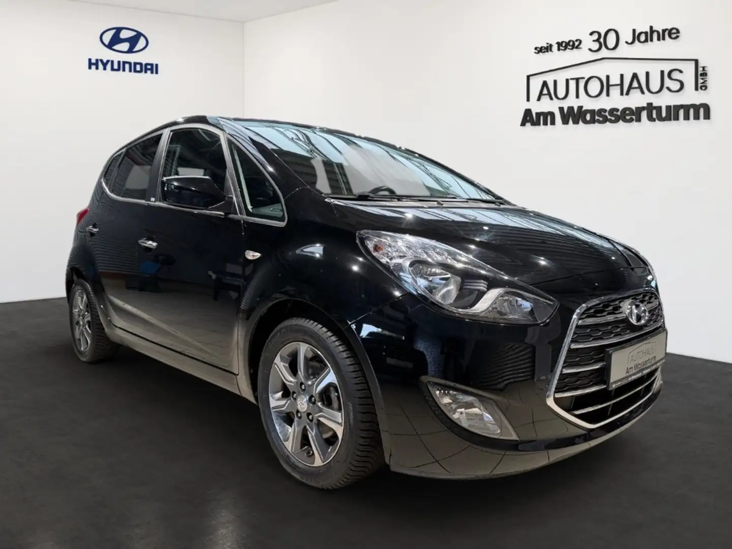 Hyundai iX20 blue 1.4 Passion Sitzheizung PDC ALU Schwarz - 2