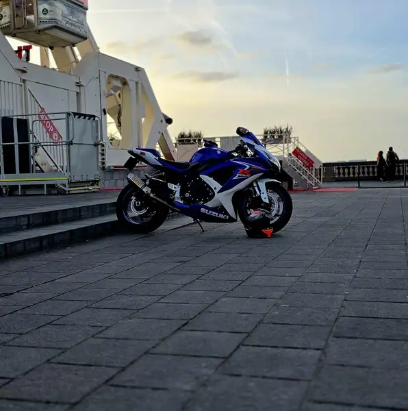 Suzuki GSX-R 600 - foto 3
