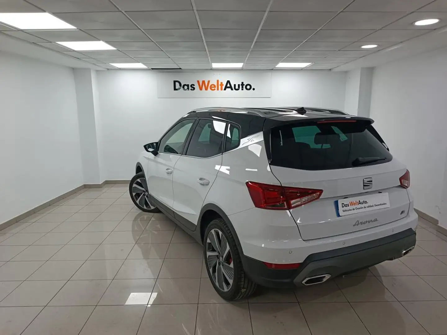SEAT Arona 1.5 TSI S&S FR DSG7 XM 150 Wit - 2