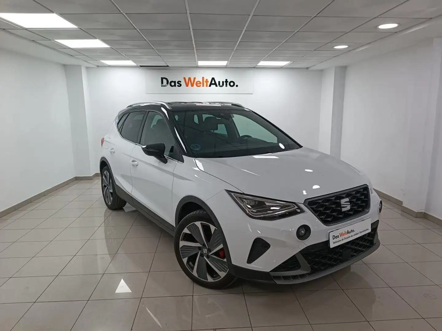 SEAT Arona 1.5 TSI S&S FR DSG7 XM 150 Wit - 1