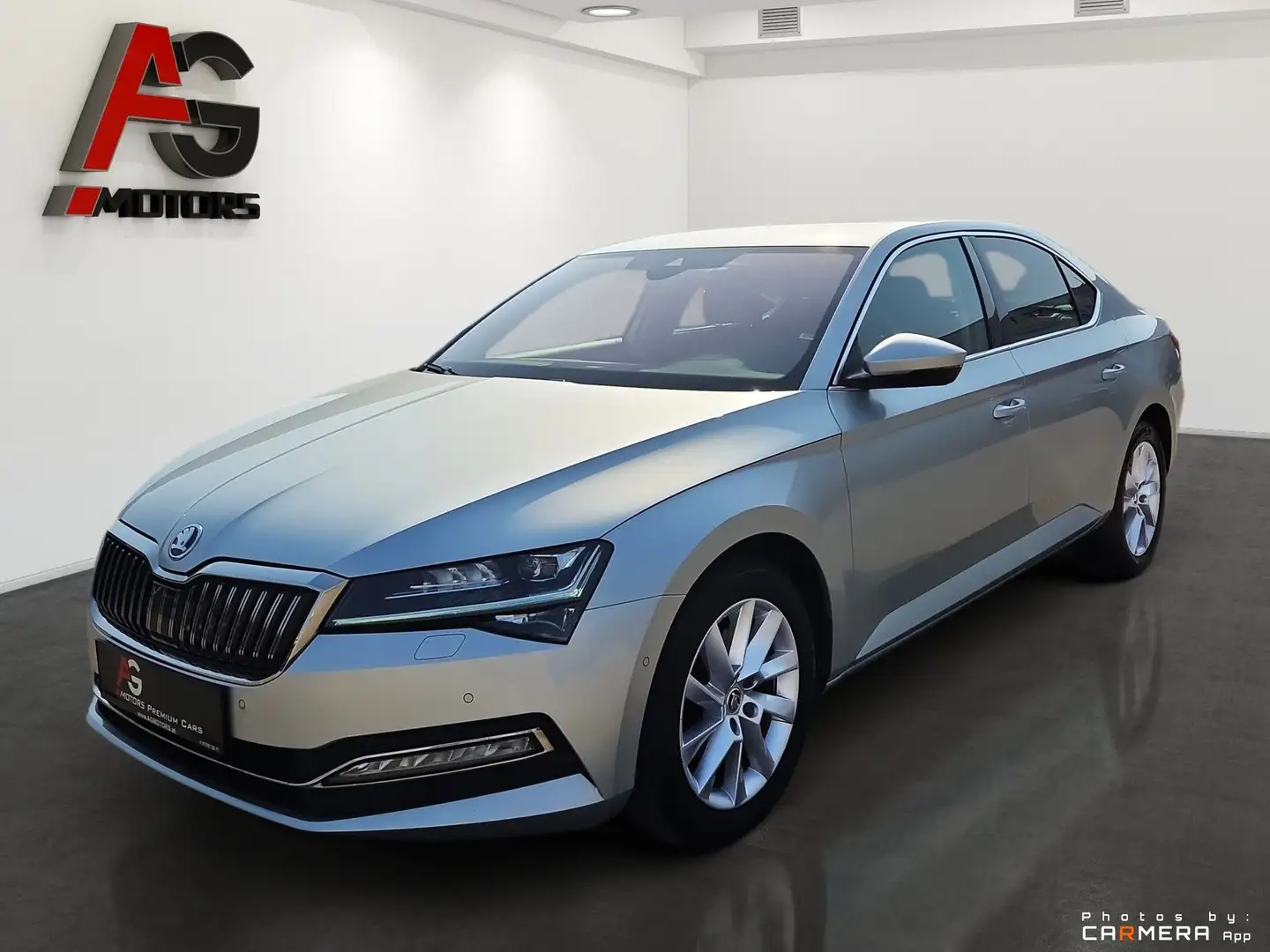 Skoda Superb 2,0 TDI Style Aut.DSG/Matrix/Virt. Cockpit/ACC/SH Silber - 1