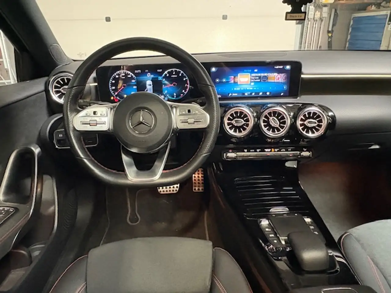 Mercedes-Benz A-Class A 200 AMG Line, миниатюра 16